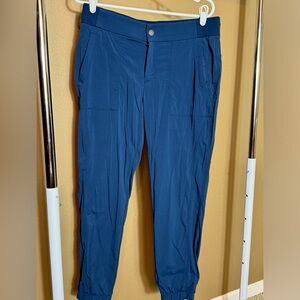 Athleta Jogger Pant Size 10